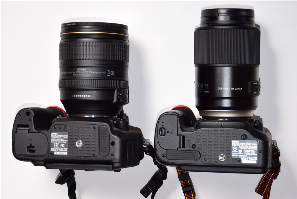 価格.com - 『左 D750 右 D7200 電池室配置の90°の違いがD750の