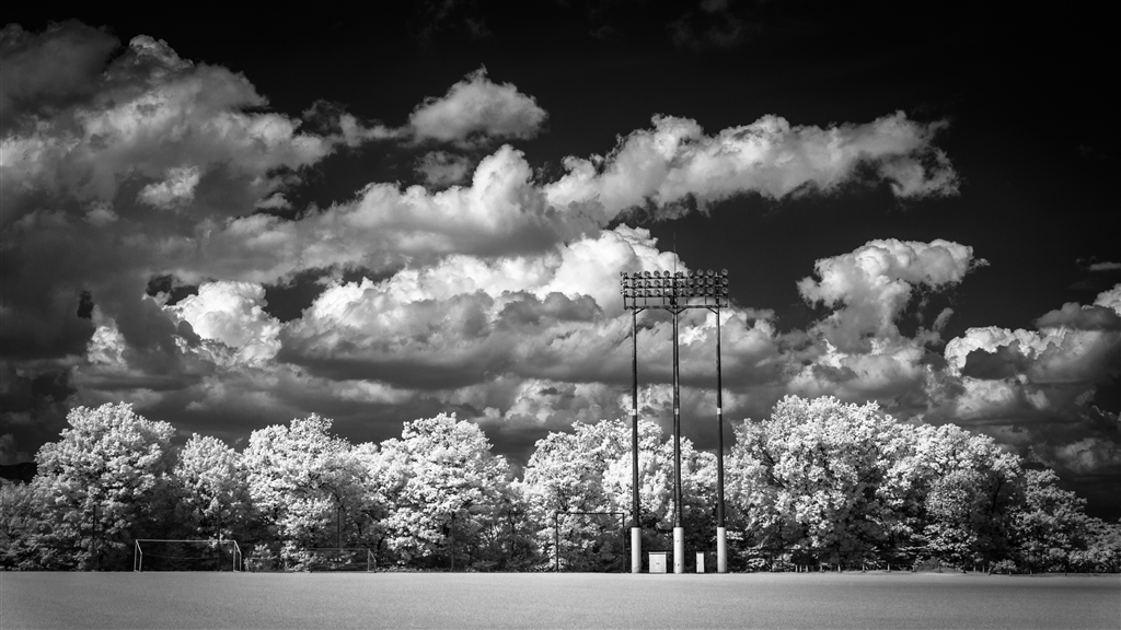 価格 Com このレンズはフルスペクトルカメラで赤外線写真を撮るときに活躍しています Sony E Pz 16 50mm F3 5 5 6 Oss Selp1650 Blackfacesheepさんのレビュー 評価投稿画像 写真 超小型軽量だが 侮れないレンズ 5146