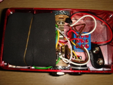 価格.com - 『内部（初期モデル）』MAD PROFESSOR MIGHTY RED