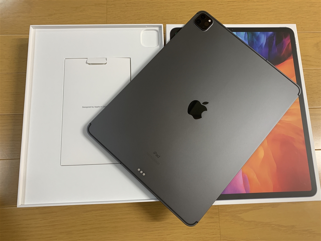 価格.com - 『久々の機種変したiPad Proスペースグレイ。マットな感じ