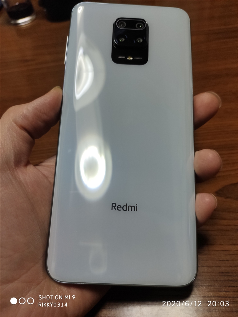 新品　Xiaomi Redmi note 9s white color