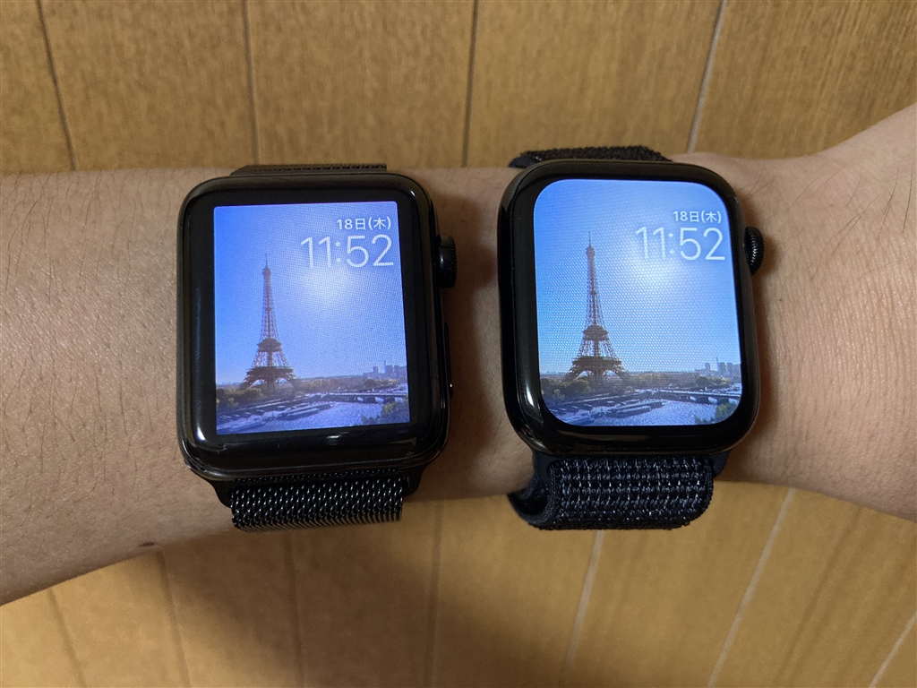 価格.com - 『左：Apple Watch 2 (42mmケース) / 右：Apple Watch 5 (44mmケース)』Apple
