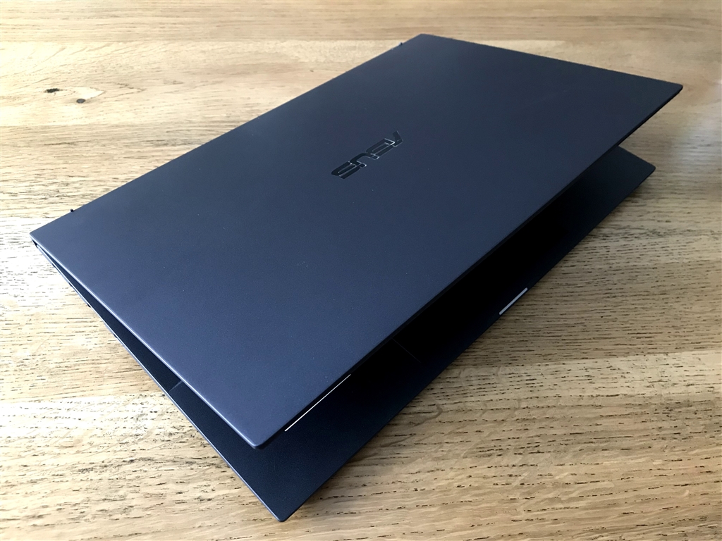 価格 Com 『手触りよいです。』asus Expertbook B9 B9450fa B9450fa Bm0504t フジーーさんの