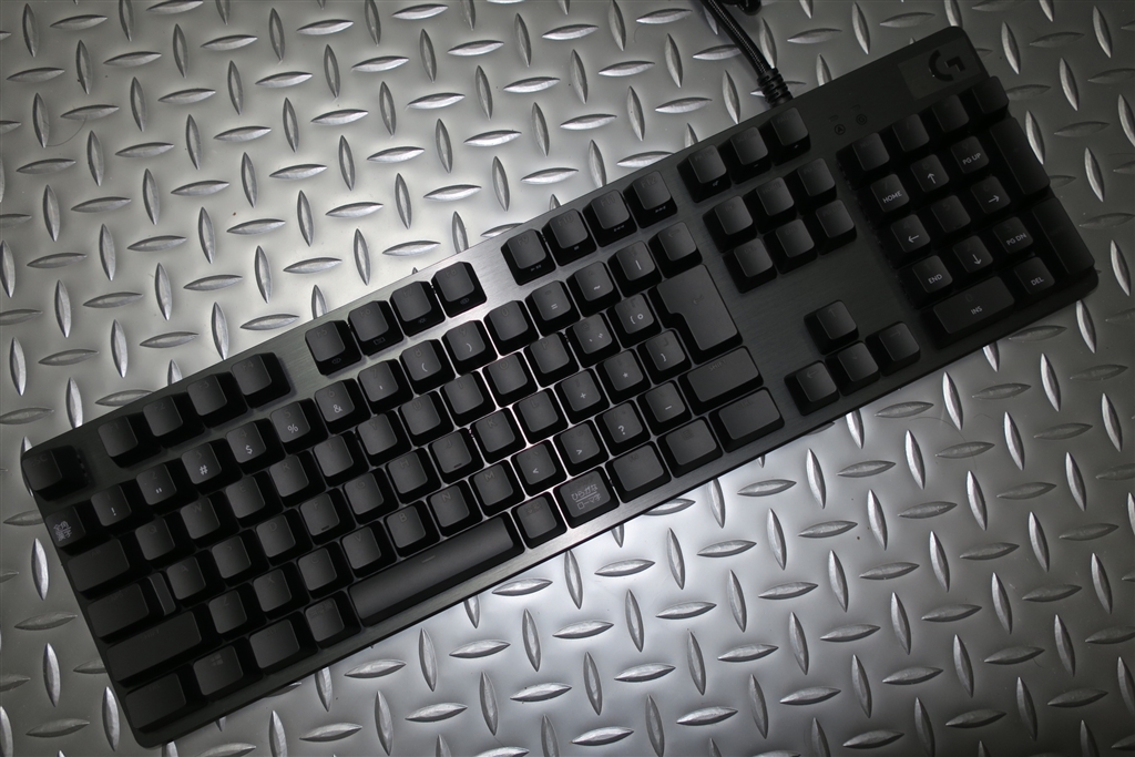 価格.com - ロジクール G512 Carbon RGB Mechanical Gaming Keyboard (Linear) G512r-LN  [ブラック] s-shinさんのレビュー・評価投稿画像・写真「抜群のデザインと機能性、ボディ剛性感が最高です。」[529509]