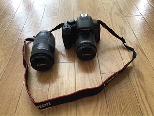 価格.com - CANON EOS Kiss X10i ダブルズームキット トムとクルーズ  