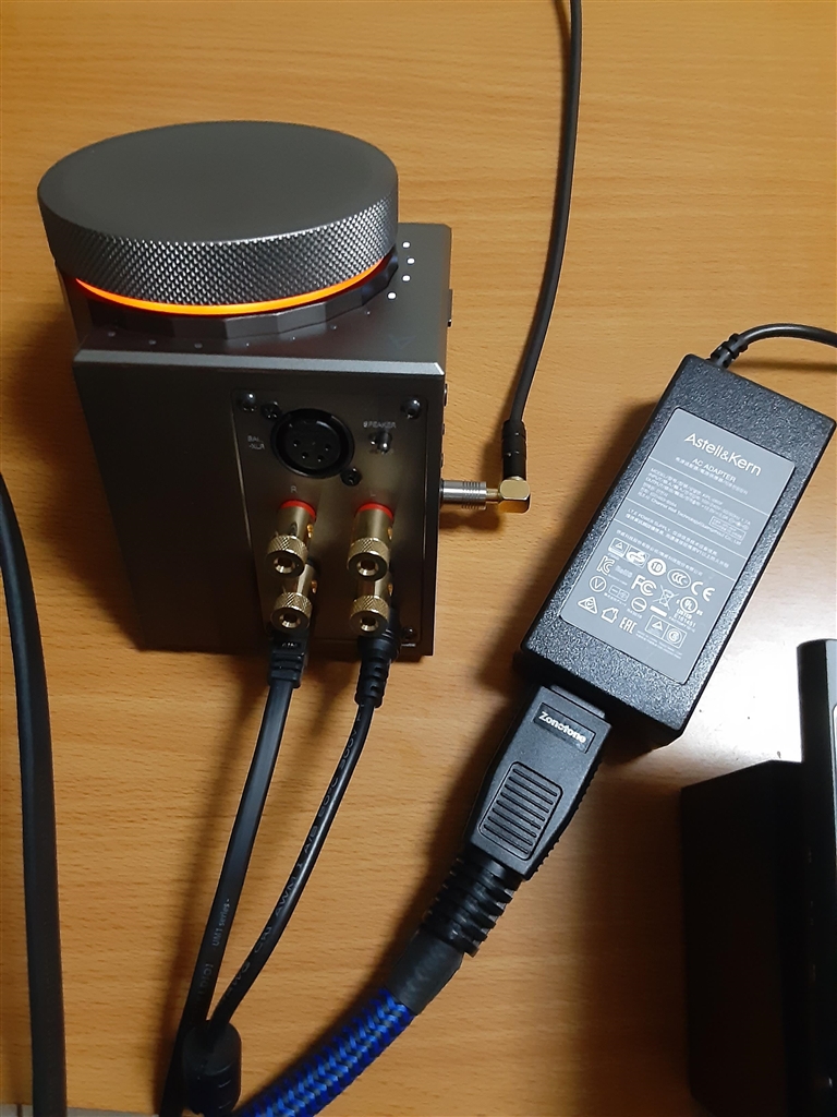 価格.com - 『付属のACアダプターは3ピンなので、ここからは