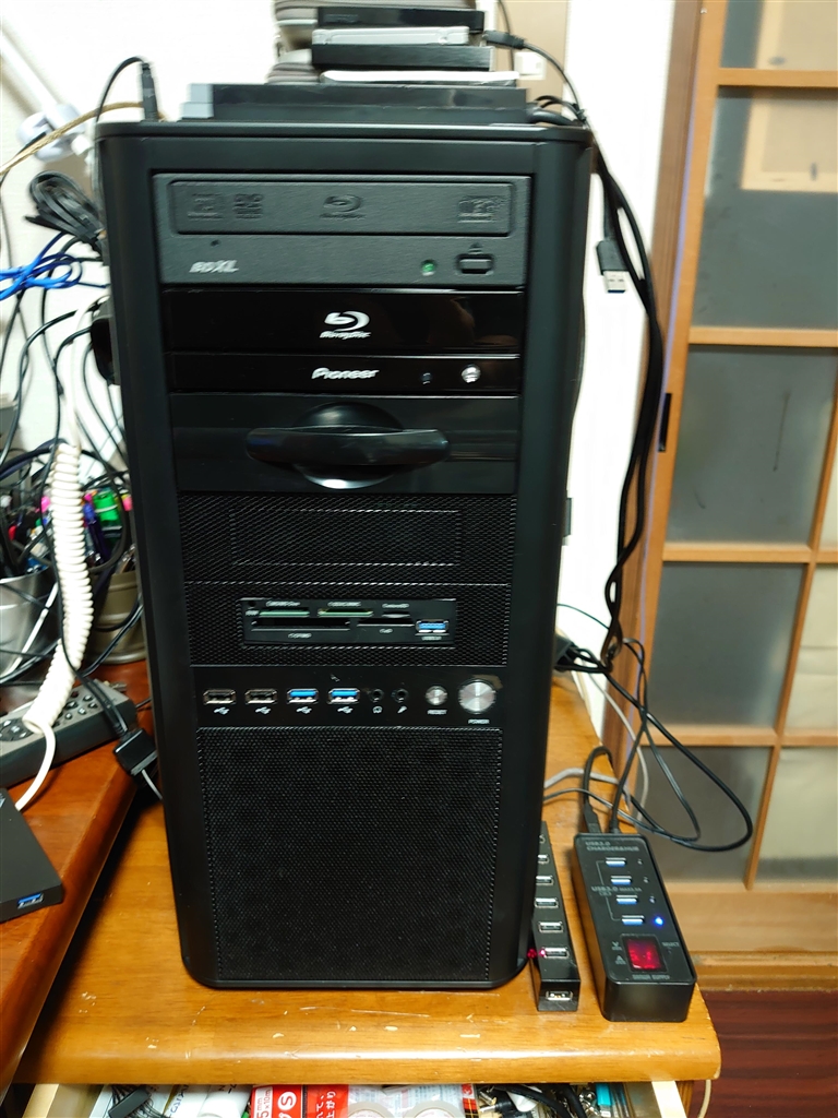 Monarch FE Core i9 9900K メモリ8GB SSD240GB