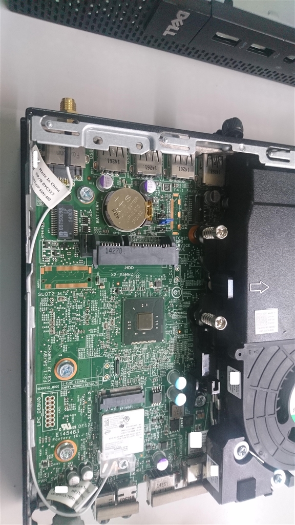 価格 Com Ssd換装時の中身 ネジレスでここまで分解できちゃうのはメーカー製品の強み Dell Optiplex30 Micro Core I5搭載モデル モニタなし Takesi 38さんのレビュー 評価投稿画像 写真 しっかり使える省電力超スモールpc