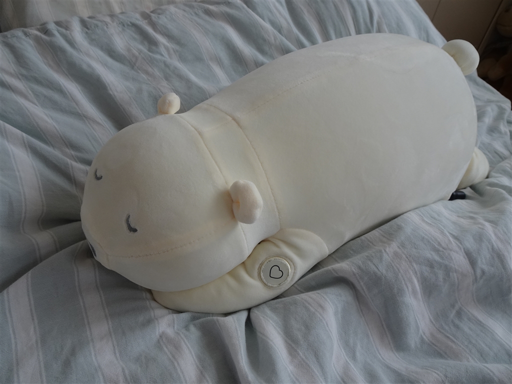 価格 Com かわいいクマのぬいぐるみ 手触りもよく触れているだけでも癒される アテックス ルルド おやすみグースピー Ax Bnl800iv 神野恵美さんのレビュー 評価投稿画像 写真 寝息を立てるクマのぬいぐるみが誘う快眠 リラックスタイム
