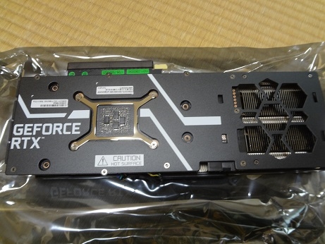 価格.com - 『バックパネル』玄人志向 GALAKURO GAMING GG-RTX3070
