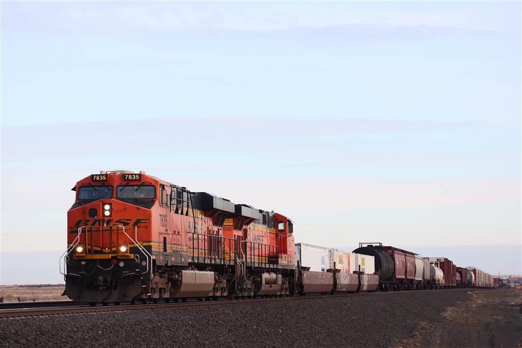 価格.com - 『鉄道も』CANON EF-M55-200mm F4.5-6.3 IS STM JI4NNTさん