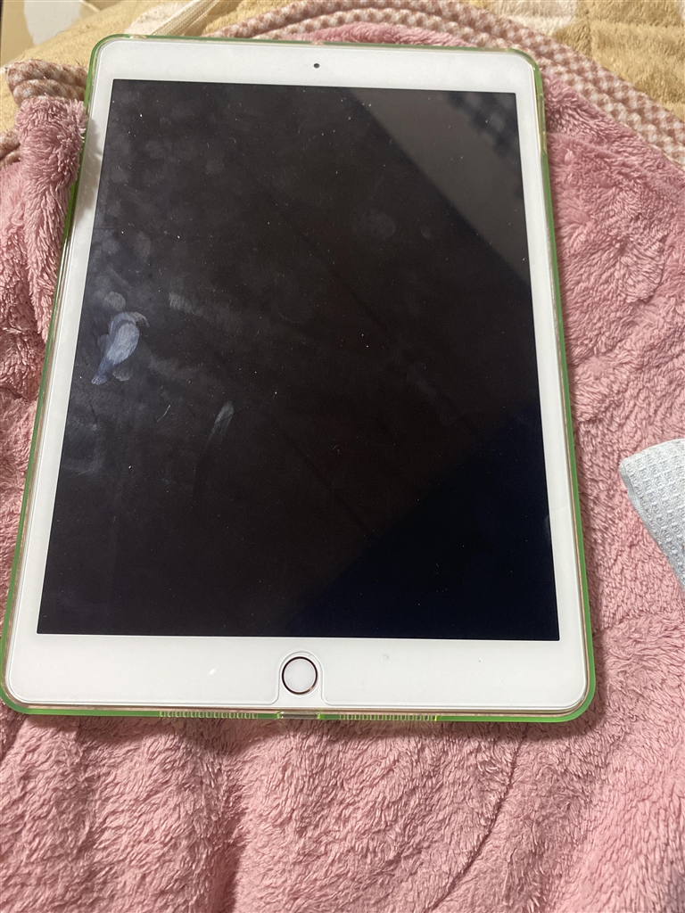 シルバー画面サイズ【美品】APPLE iPad 32GB 第8世代 2020 シルバー WiFi