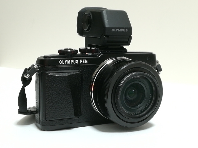 価格.com - 『VF-4を取付け』オリンパス OLYMPUS PEN Lite E-PL7