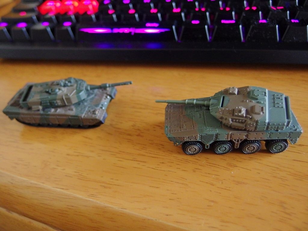 価格.com - タカラトミー トミカプレミアム 16 陸上自衛隊 16式