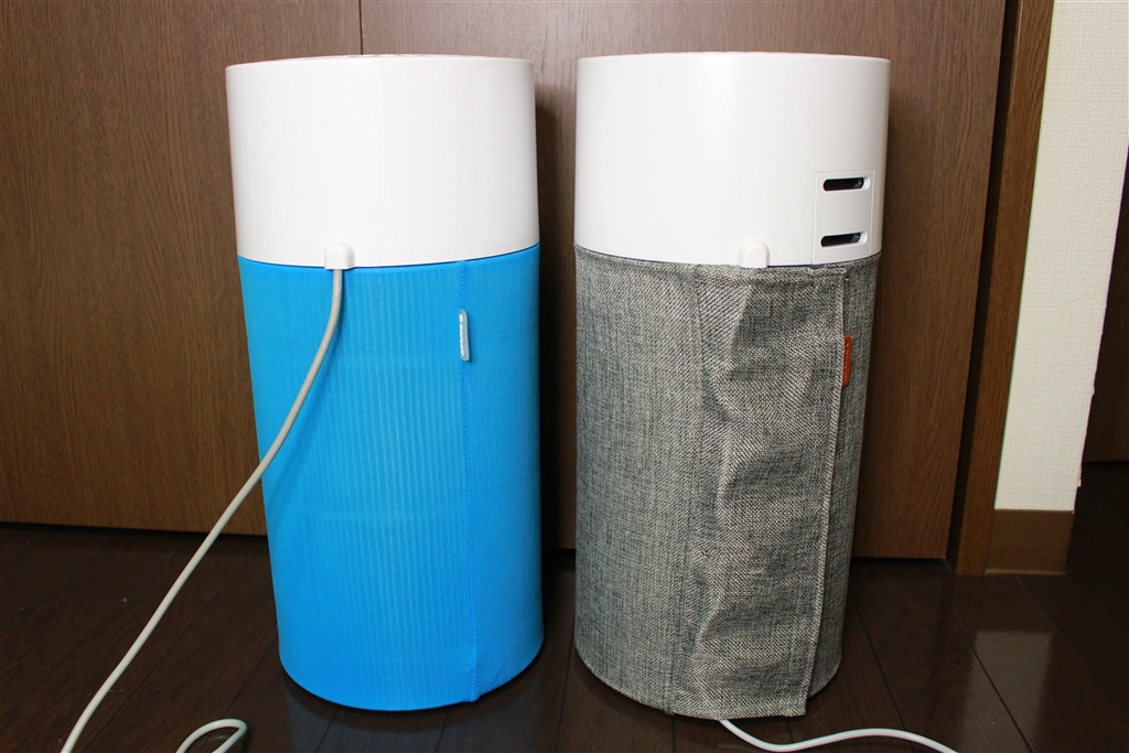 価格 Com 背面の比較 本製品はコードが隠せます 左 Blue Pure 411 右 Blue 3210 ブルーエア Blue 3000 Series 3210 105534 ちゃんともちゃんさんのレビュー 評価投稿画像 写真 Blue 3210 と 先代モデル Blue Pure 411 の比較 573251