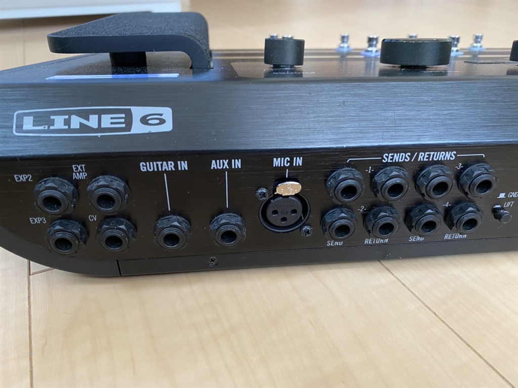 価格.com - 『豊富な入出力端子』LINE6 Helix Floor 阿部学さんの