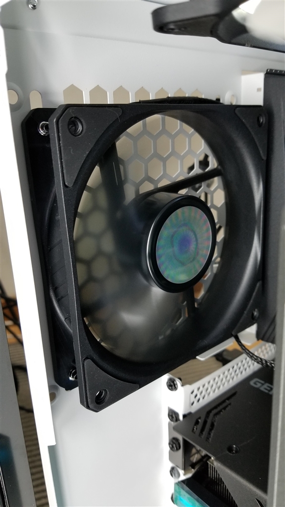 価格.com - 『安さのために”無駄”を省きまくったシンプルデザイン。』COOLER MASTER SickleFlow 120 MFX ...