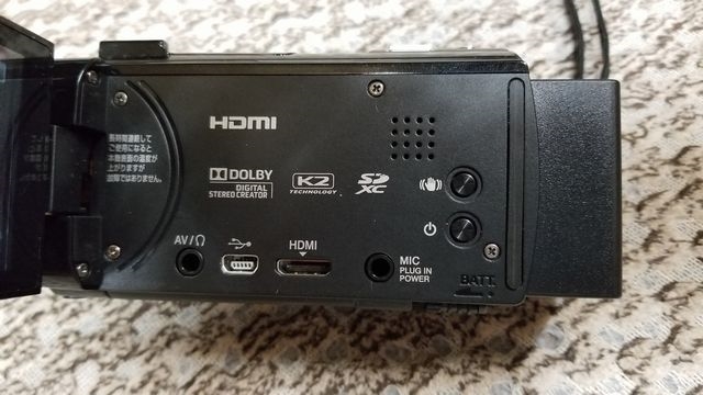 価格.com - 『マイク端子あり』JVC Everio GZ-E745-B [ブラック