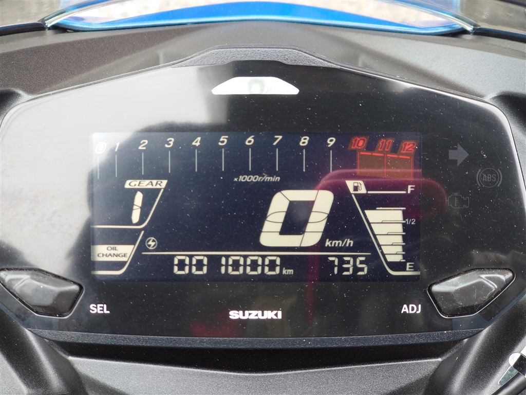 価格 Com メーターは逆光であってもとても見やすい上にカッコ良いです スズキ ジクサーsf250 鈴菌陽性者さんのレビュー 評価投稿画像 写真 低価格 低重心 低燃費 で誰にでも優しいバイク