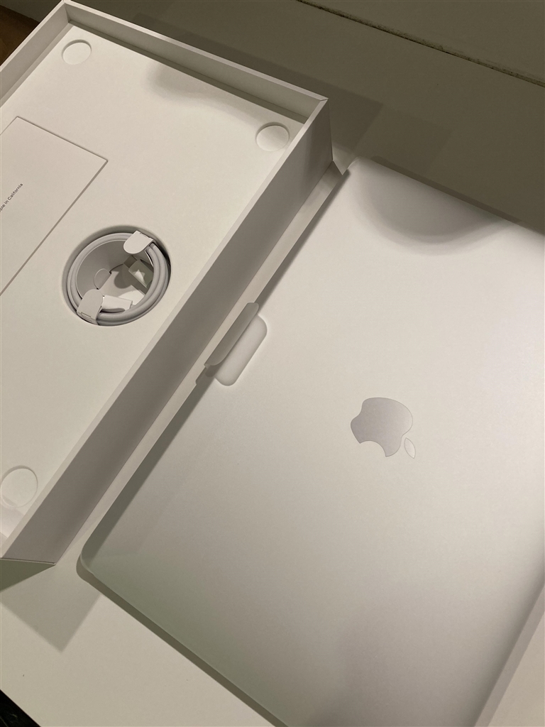 MacBook スペースグレー 充電器付き MacBook Pro 2018 256GB スペース