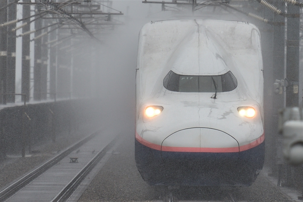価格.com - 『鉄道では豪雨の中でもピントを外す事がまずありません