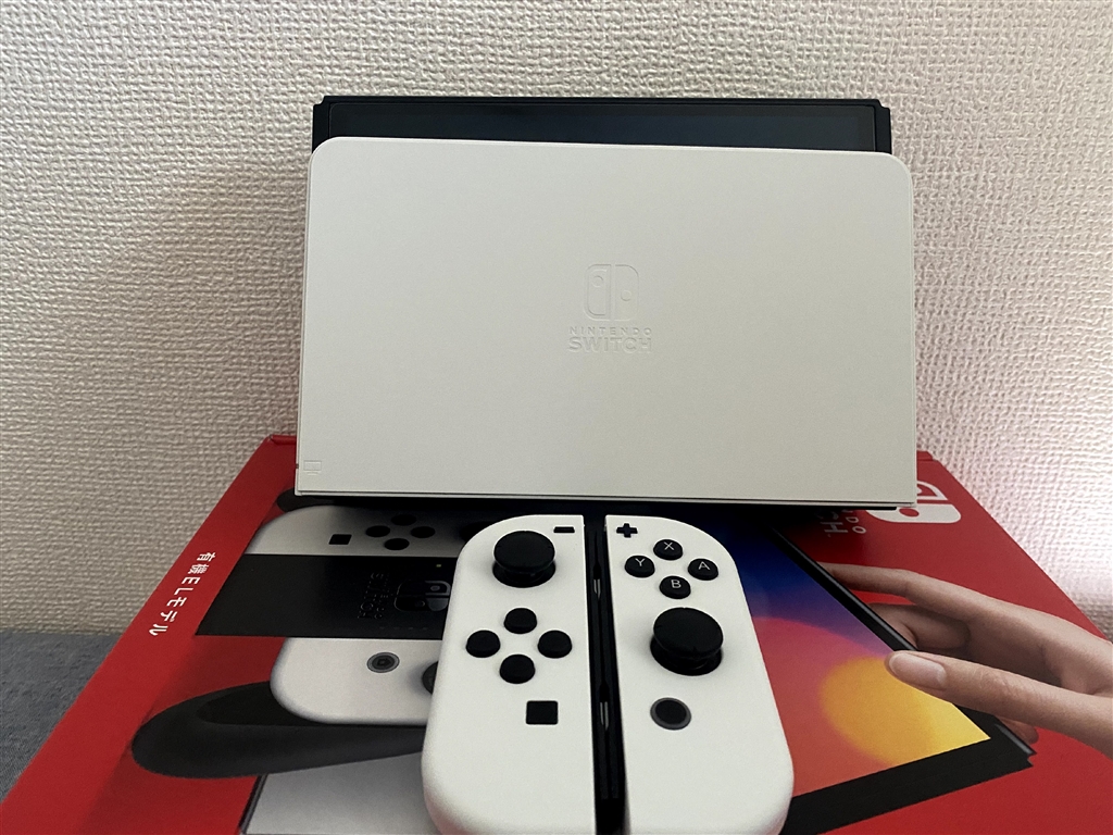 価格.com - 任天堂 Nintendo Switch (有機ELモデル) HEG-S-KAAAA [ホワイト] silvia-r240さん