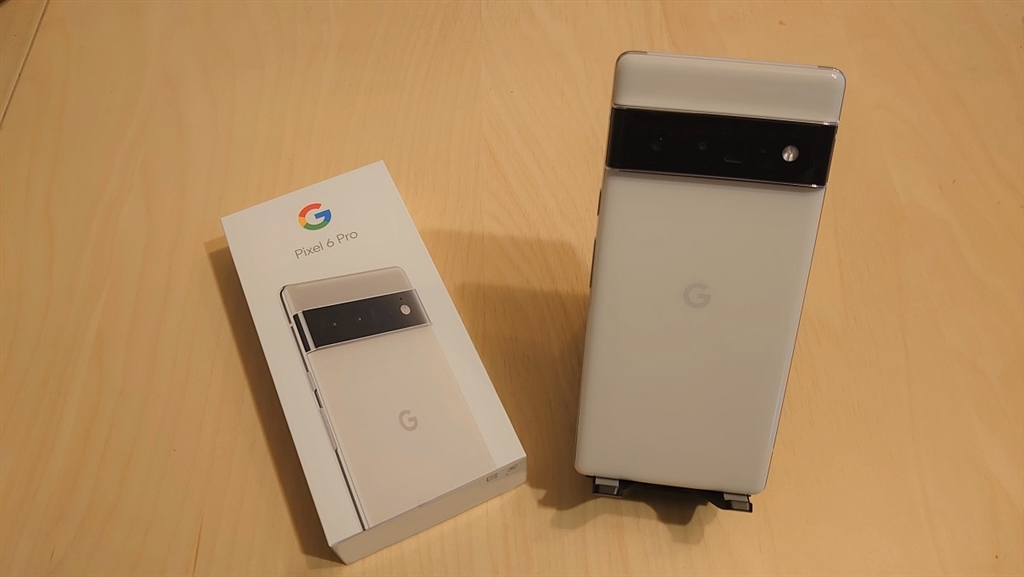 価格.com - 『Pixel 6 pro の外観』Google Pixel 6 Pro 128GB SIMフリー [Cloudy White]  Dany366さんのレビュー・評価投稿画像・写真「お出かけが楽しくなりそうなスマホです」[609329]