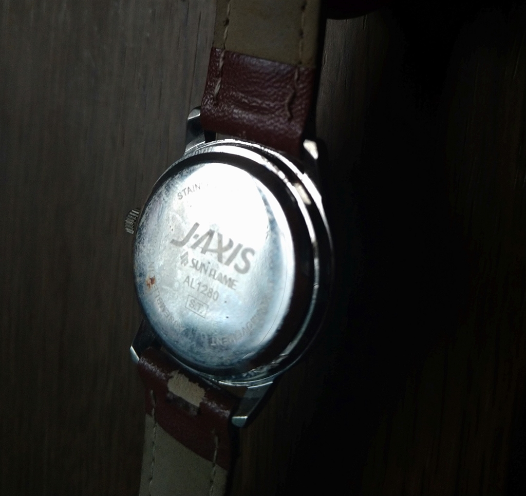価格 Com 安時計は 裏面の金属の処理が悪く汚れや 汚れというか錆びが サン フレイム J Axis Aシリーズ Al1280 Pi Sg5f Xさんのレビュー 評価投稿画像 写真 無難な製品