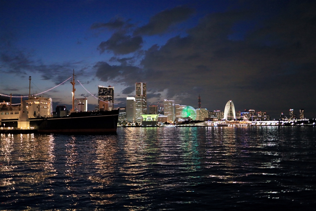 価格.com - 『手振れ補正のISは強力で、夜景手持ちでもあまり問題は