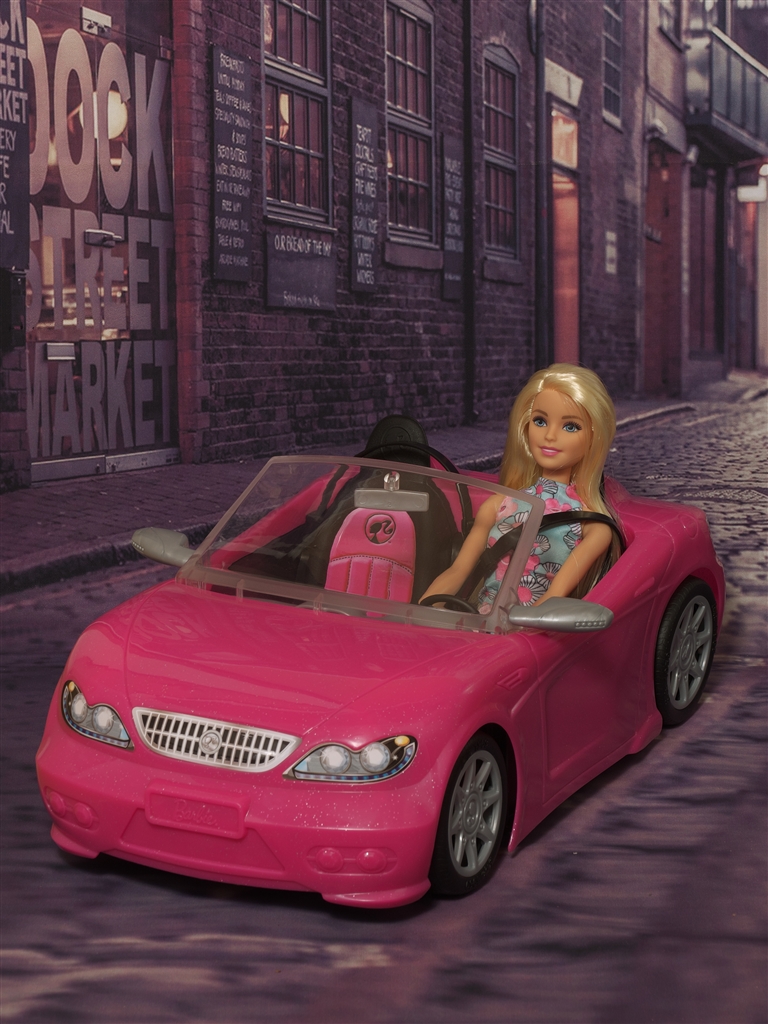 『写真1）FPR57のデフォルト』マテル バービー バービーとおでかけ！ かわいいピンクのクルマ FPR57 6084さんの