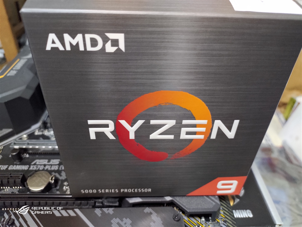 価格.com - 『箱自体は変わらないけれど…』AMD Ryzen 9 5950X BOX ラピネイトさんのレビュー・評価投稿画像・写真