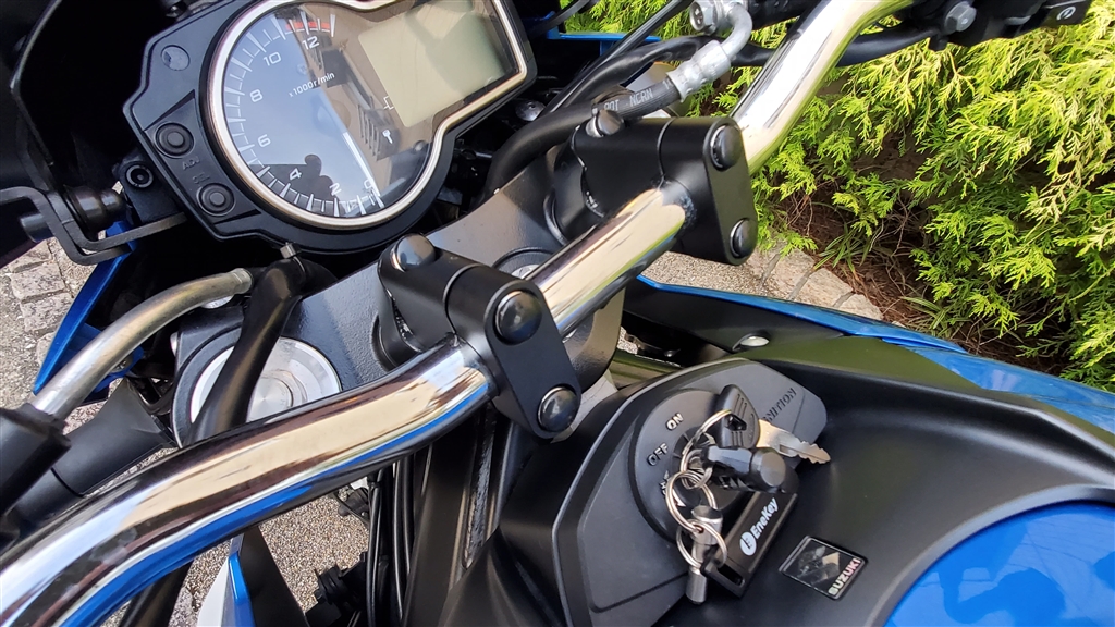 価格.com - 『アナログのタコメーターがお気に入りのポイント』スズキ