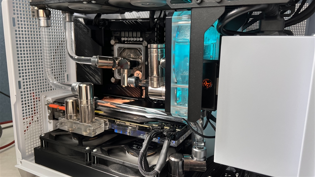 価格.com - ASUS Prime AP201 MicroATX Case [ホワイト] ゆう蔵さんの