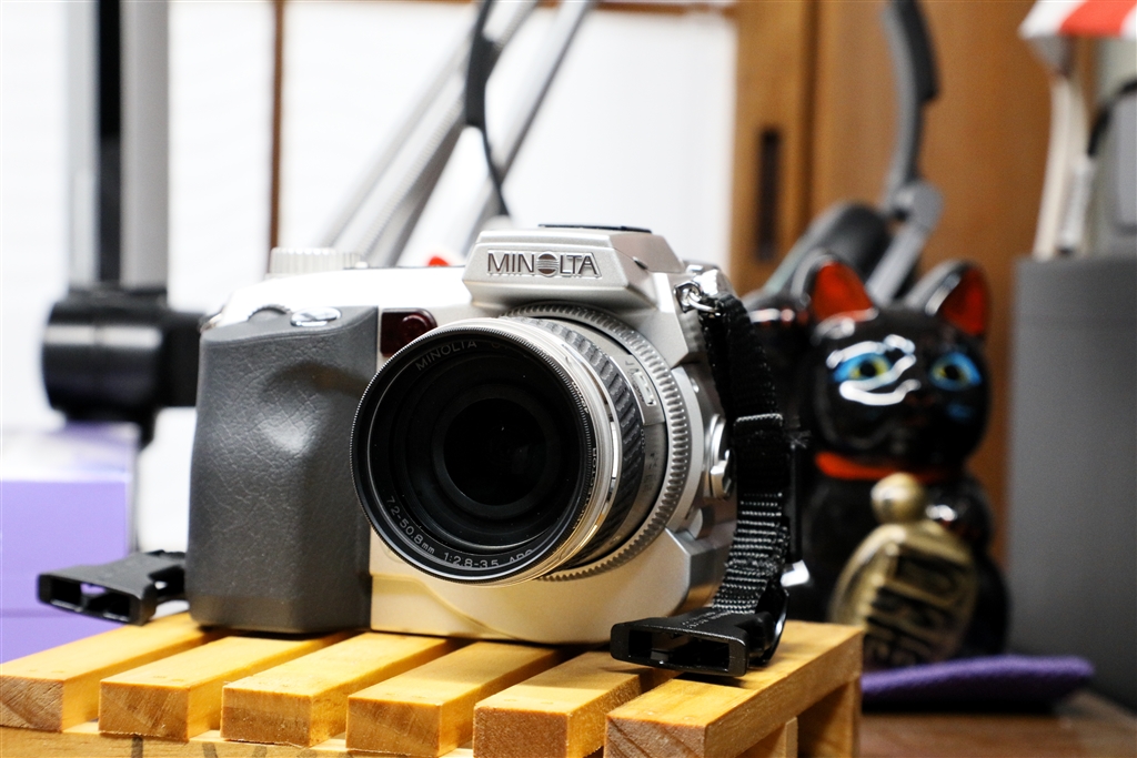 価格.com - 『全景です。』コニカ ミノルタ DiMAGE 7i 馬鹿なオッサン