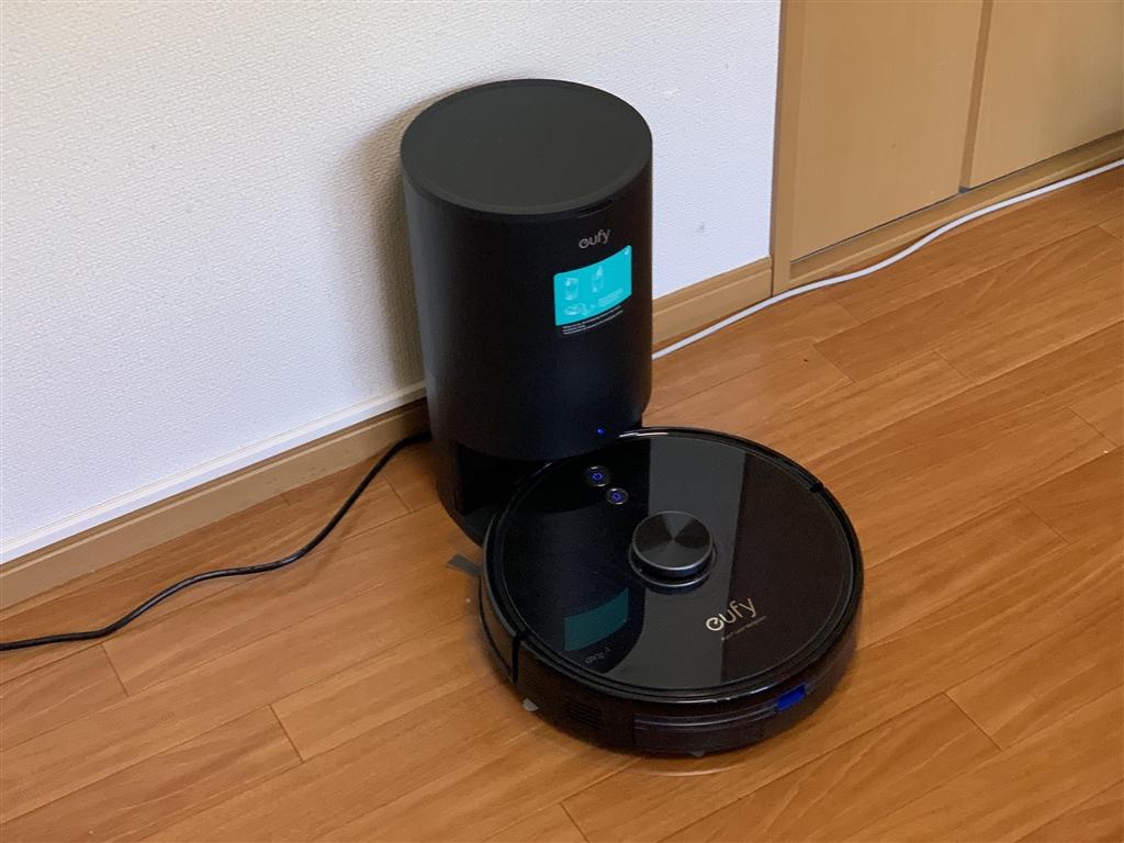 価格.com - 『自動ゴミ収集ステーションは円筒状のフォルムを採用』ANKER Eufy RoboVac L35 Hybrid+ T2182511  コヤマタカヒロさんのレビュー・評価投稿画像・写真「水拭きと自動ゴミ吸引ができる高コスパモデル」[669202]