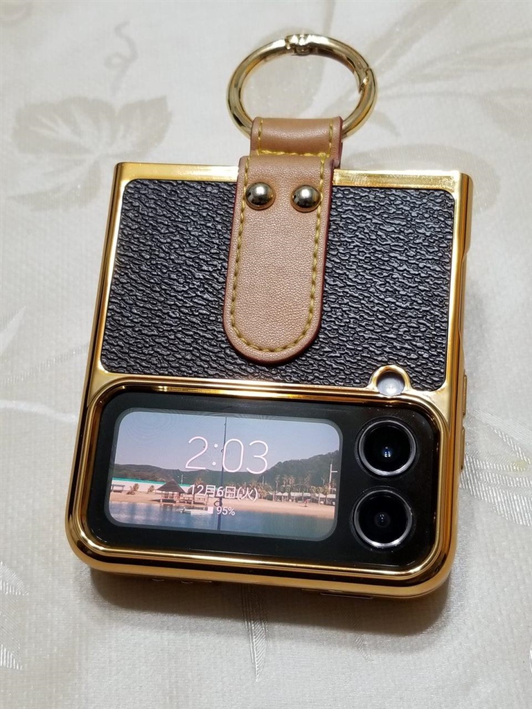 サムスン、完全に曲げられるスマートフォンを2017年に発売すると噂