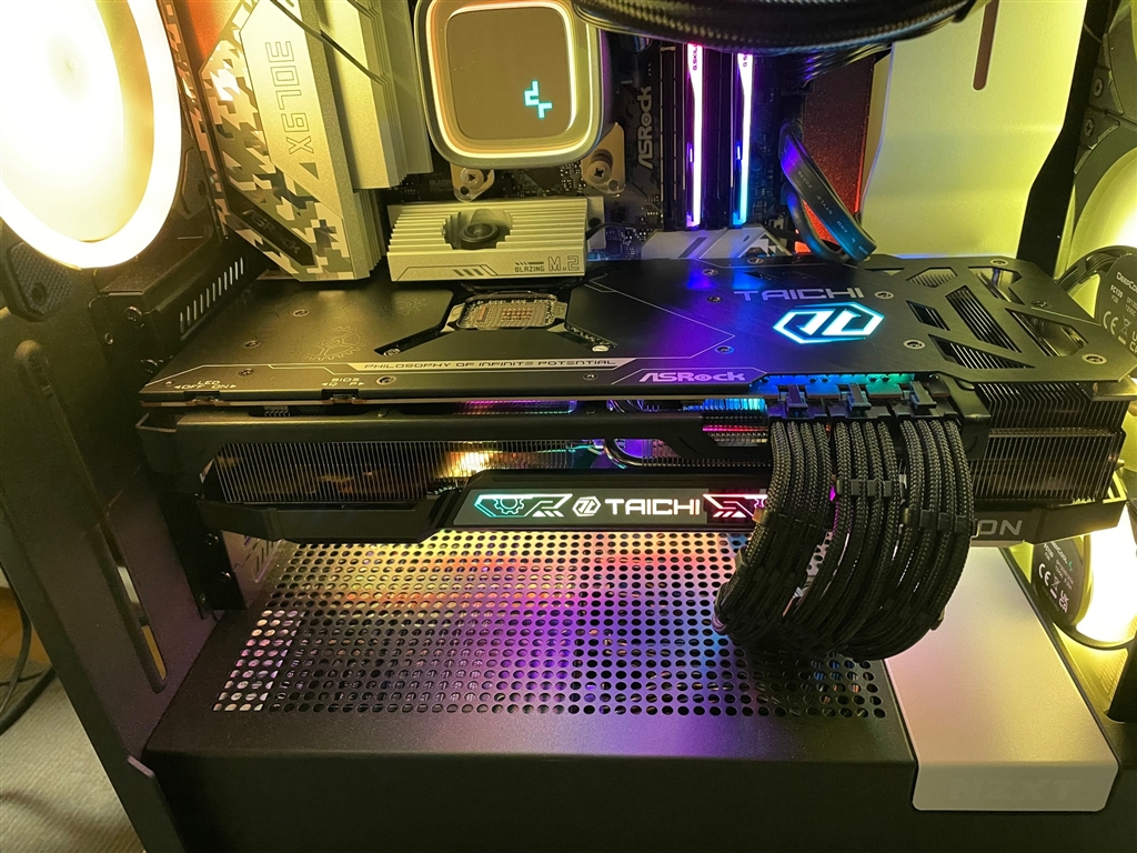 価格.com - 『稼働中』ASRock Radeon RX 7900 XTX Taichi 24GB OC