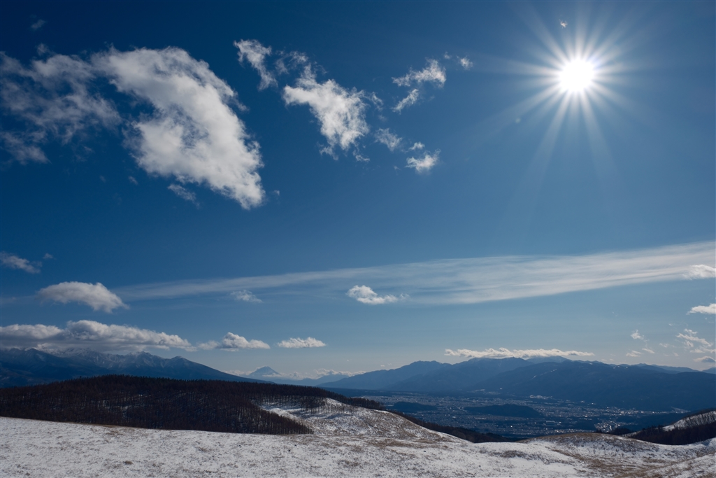 価格.com - 『逆光サンプル。他のズームレンズでは多数のゴーストが