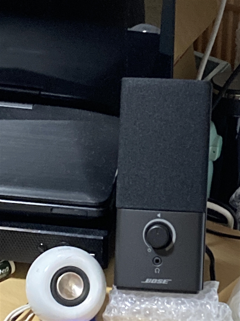 価格.com - 『狭い部屋で、狭いところに置けます。』Bose Companion 2