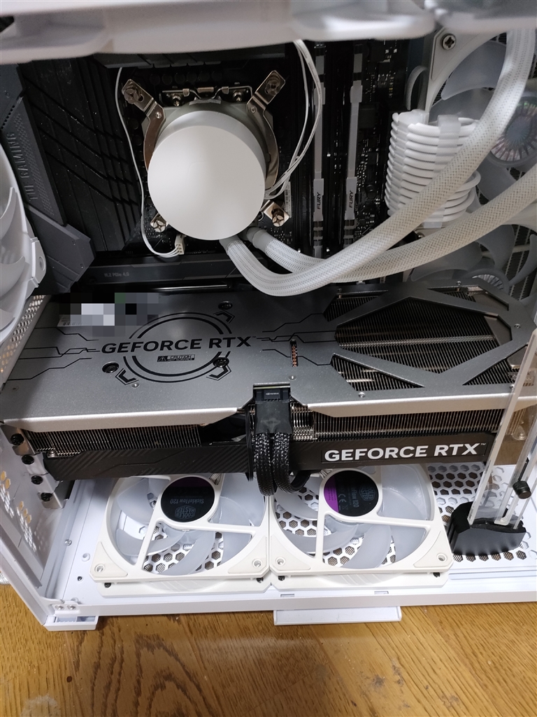 玄人志向 RTX 4070Ti EX Gamer 落と White 12GB