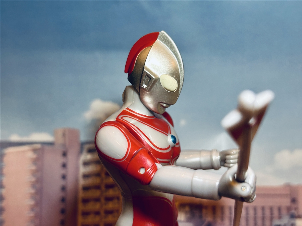 価格.com - 『顎は着くまで引ける』バンダイ ウルトラマン ウルトラ