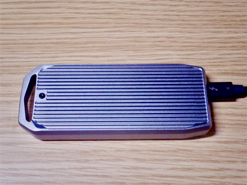 価格.com - 『ORICO Thunderbolt3/4、USB4.0対応ケース M2V01-C4