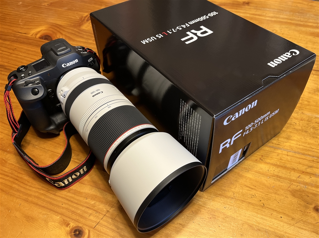 価格.com - 『R3に装着。バランスはすこぶるよい。』CANON RF100-500mm F4.5-7.1 L IS USM  佐伯・ゼッターランド・博子さんのレビュー・評価投稿画像・写真「「光の集束美」に則ってデザインを追求した折紙付きレンズ。」[700655]