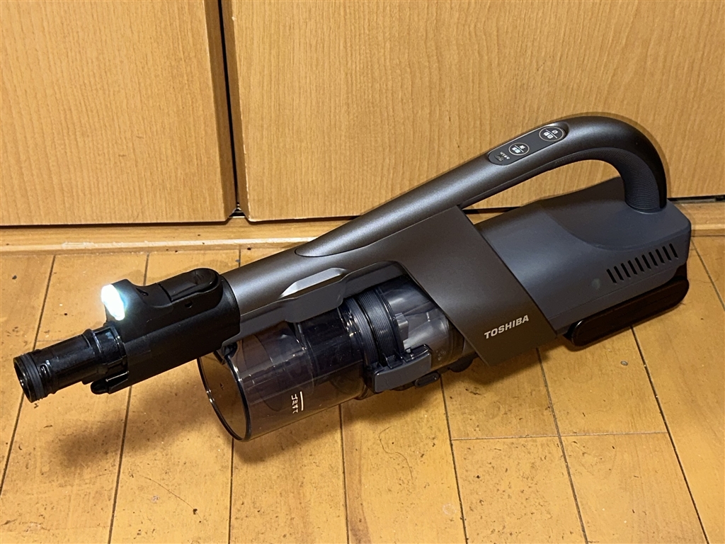 価格.com - 『「ピカッとライト」を装着させた本体。どんな時でも使い