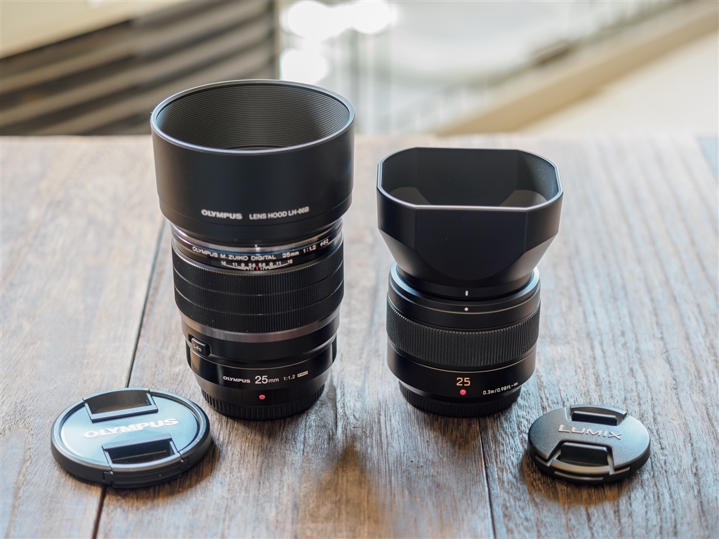 価格.com - 『M.ZUIKO 25mm F1.2 PROに比べてかなり小さい