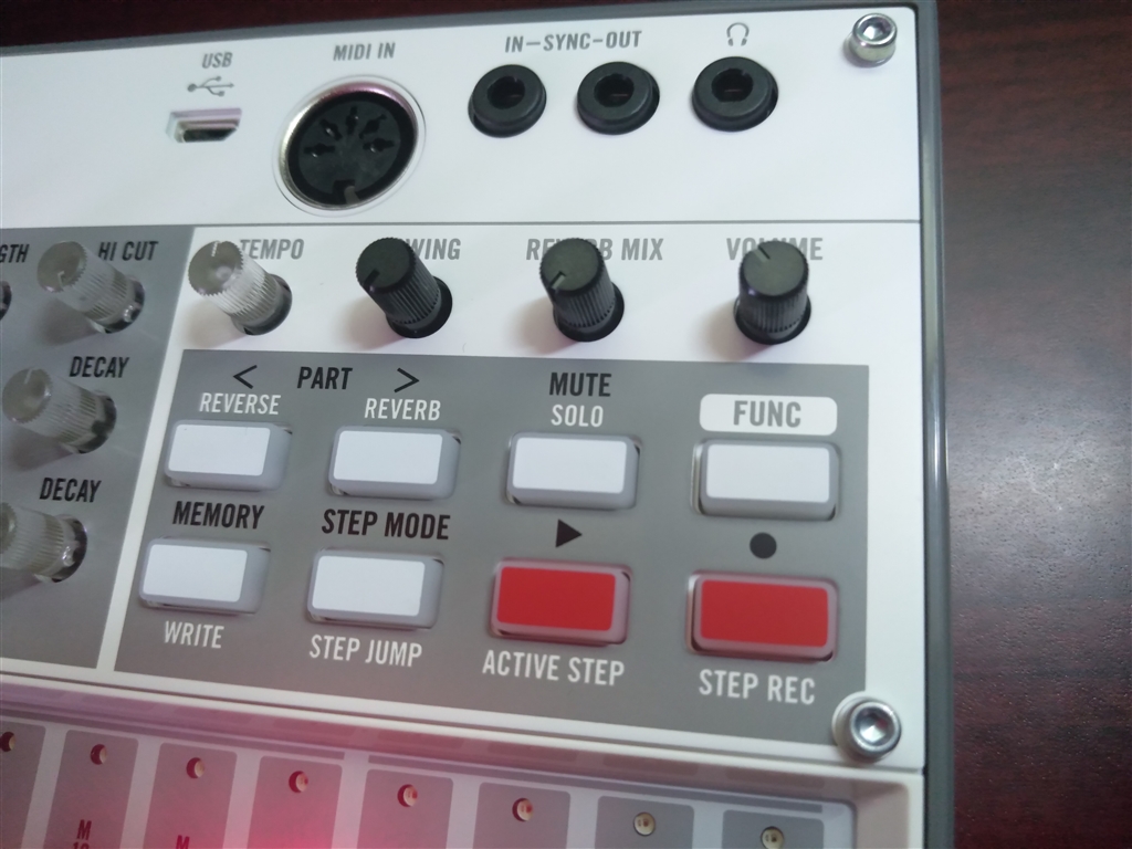 KORG volca sample サンプラー volca sample - DIGITAL SAMPLE SEQUENCER | KORG (Japan)