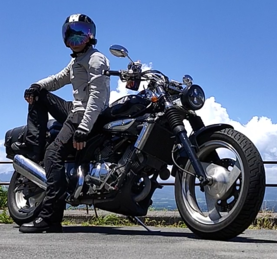 価格.com - 『暑い時期に軽装で乗りたいが。』カワサキ エリミネーター