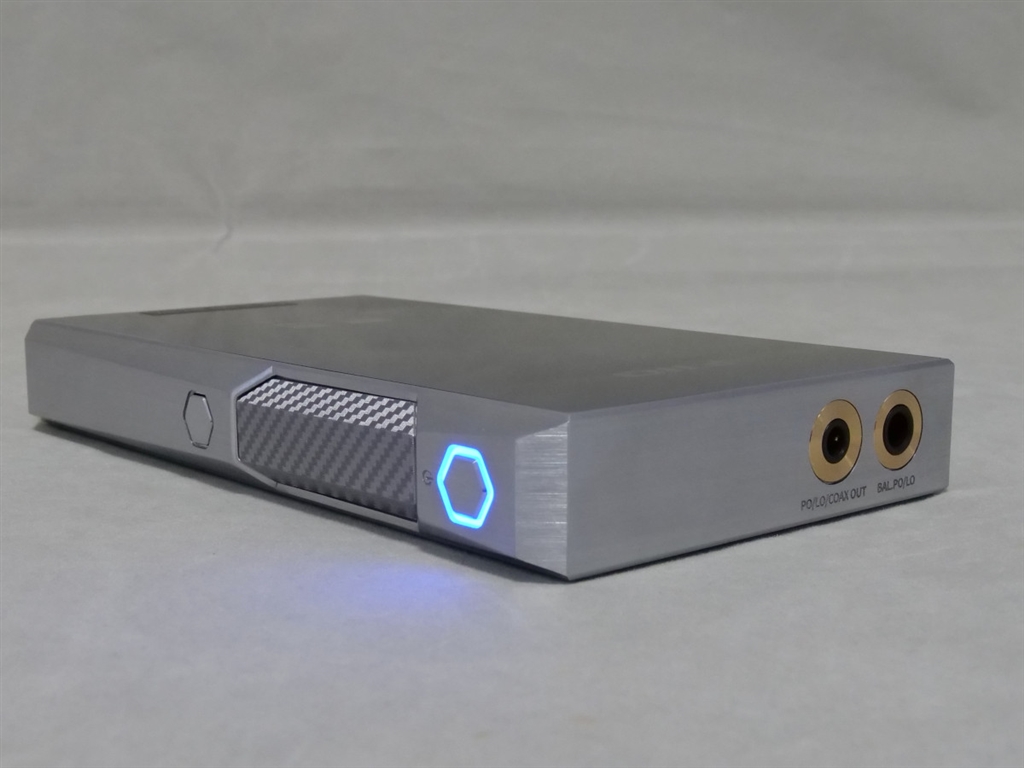 価格.com - 『電源ボタンと音量調整部。』FiiO M23 Stainless