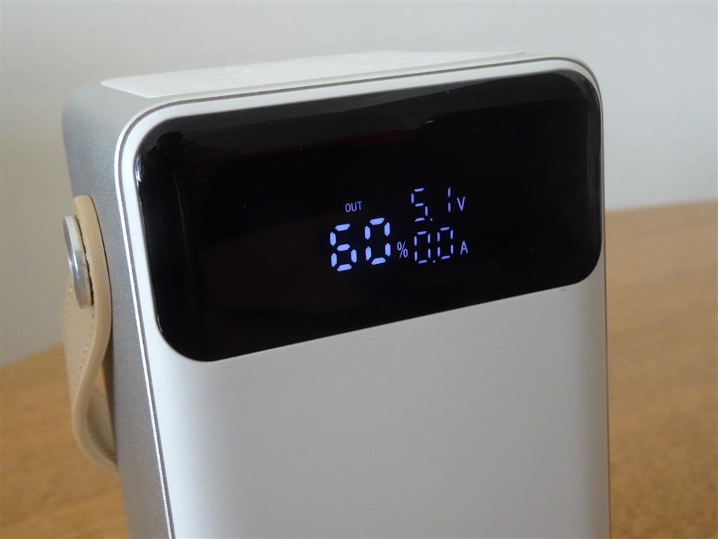 価格.com - 『バッテリー残量や出入力の状況を画面で確認できる