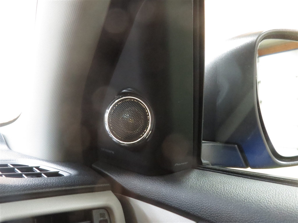 価格.com - 『ツイーターは車種専用取り付けキットを使ってドアミラー